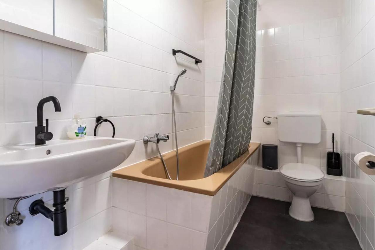 Next Home - Free Parking & Wifi - Badewanne Duisburg Zewnętrze zdjęcie